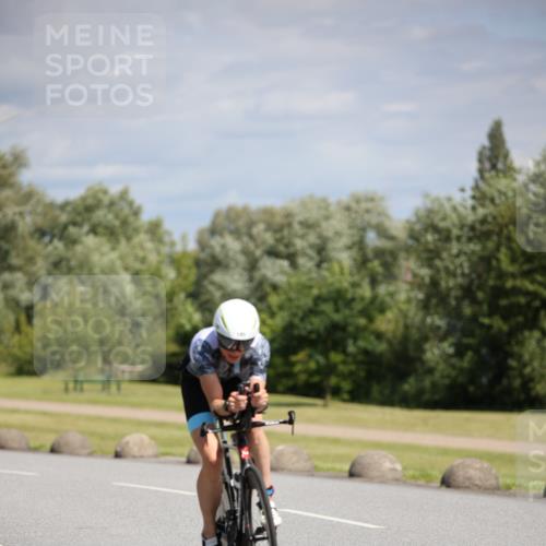 16.06.2024 - 26. Vierlanden-Triathlon Jannik Wohlers http://msf.ph/oto/6292546 16.06.2024 11:35:49 Radfahren 4, 181, 185, 336, 339 meine-sportfotos.de