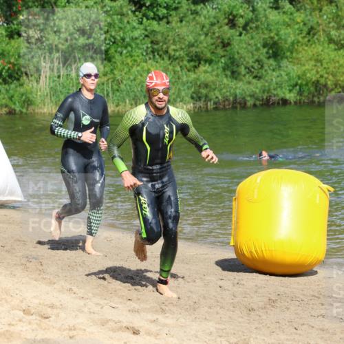 16.06.2024 - 26. Vierlanden-Triathlon Strokosch-Dieckow http://msf.ph/oto/6292572 16.06.2024 09:36:52 Schwimmen 99, 122, 99, 122 meine-sportfotos.de