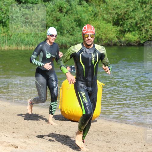 16.06.2024 - 26. Vierlanden-Triathlon Strokosch-Dieckow http://msf.ph/oto/6292634 16.06.2024 09:36:53 Schwimmen 99, 122, 99, 122 meine-sportfotos.de