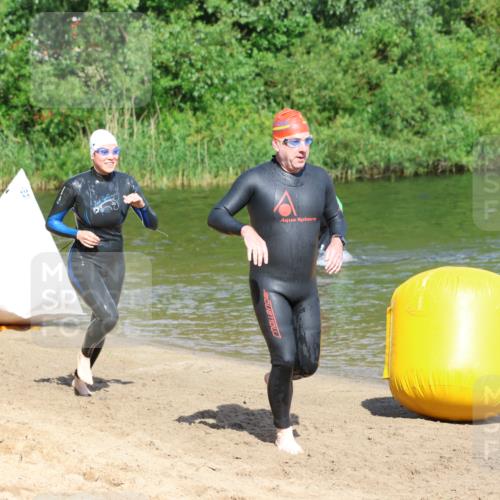 16.06.2024 - 26. Vierlanden-Triathlon Strokosch-Dieckow http://msf.ph/oto/6292668 16.06.2024 09:36:55 Schwimmen 99, 122, 99, 122 meine-sportfotos.de