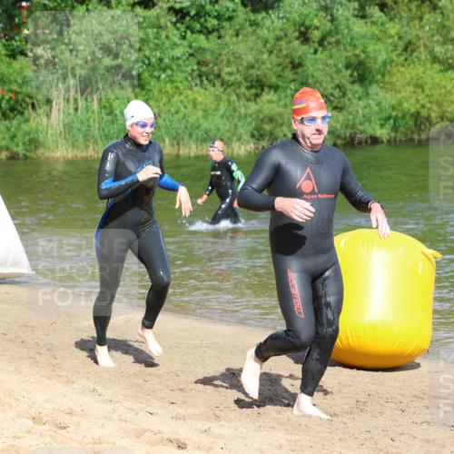 16.06.2024 - 26. Vierlanden-Triathlon Strokosch-Dieckow http://msf.ph/oto/6292703 16.06.2024 09:36:55 Schwimmen 99, 122, 99, 122 meine-sportfotos.de