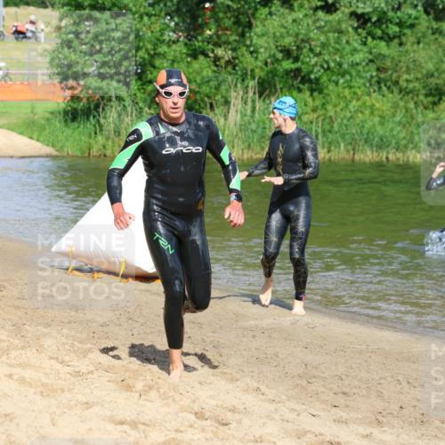 16.06.2024 - 26. Vierlanden-Triathlon Strokosch-Dieckow http://msf.ph/oto/6292794 16.06.2024 09:37:04 Schwimmen 116, 122, 144, 116, 122, 144 meine-sportfotos.de