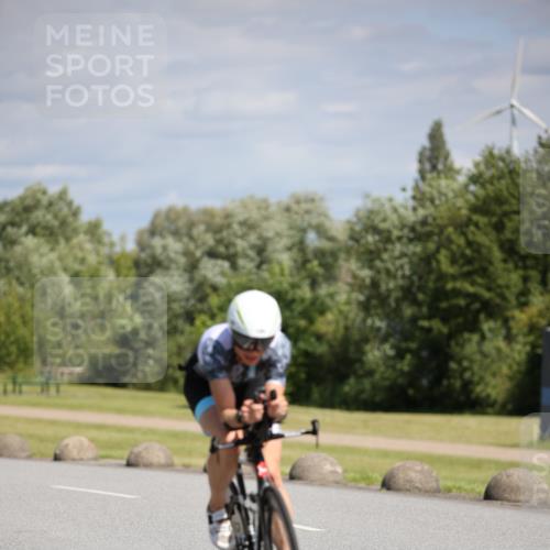 16.06.2024 - 26. Vierlanden-Triathlon Jannik Wohlers http://msf.ph/oto/6292860 16.06.2024 11:35:50 Radfahren 4, 181, 185, 336, 339 meine-sportfotos.de