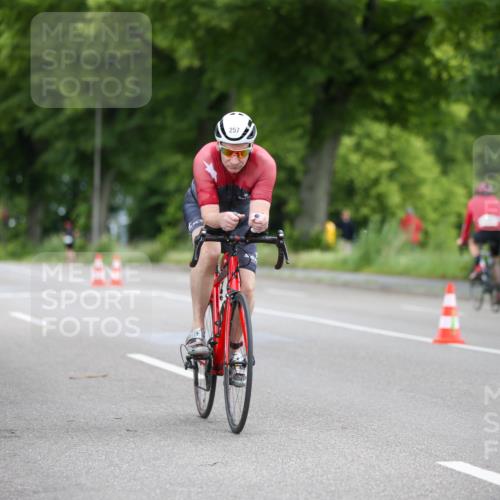 16.06.2024 - 7 Türme Triathlon Fuchs,  Jonas http://msf.ph/oto/6292862 16.06.2024 12:04:35 Radfahren 105, 208, 208, 257 meine-sportfotos.de