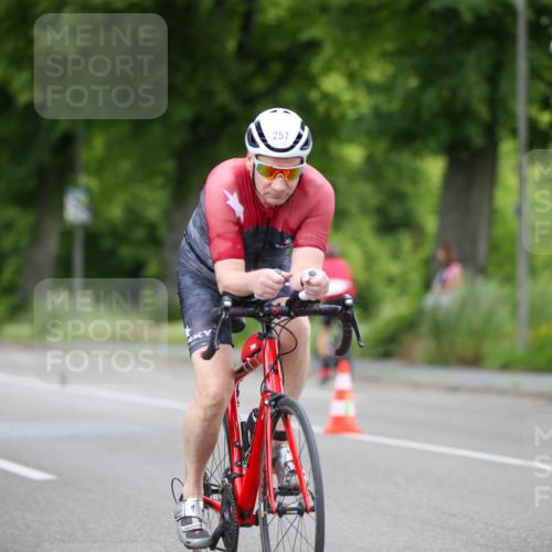 16.06.2024 - 7 Türme Triathlon Fuchs,  Jonas http://msf.ph/oto/6292865 16.06.2024 12:04:35 Radfahren 105, 208, 208, 257 meine-sportfotos.de