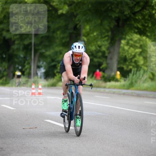 16.06.2024 - 7 Türme Triathlon Fuchs,  Jonas http://msf.ph/oto/6292908 16.06.2024 12:04:59 Radfahren 10, 117, 307, 345, 590 meine-sportfotos.de
