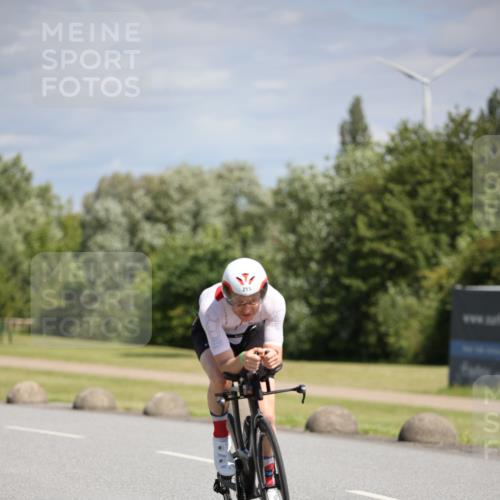 16.06.2024 - 26. Vierlanden-Triathlon Jannik Wohlers http://msf.ph/oto/6292928 16.06.2024 11:35:53 Radfahren 4, 177, 181, 185, 215 meine-sportfotos.de