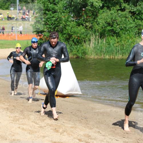 16.06.2024 - 26. Vierlanden-Triathlon Strokosch-Dieckow http://msf.ph/oto/6292947 16.06.2024 09:37:28 Schwimmen 39, 41, 45, 170, 39, 41, 45, 170 meine-sportfotos.de