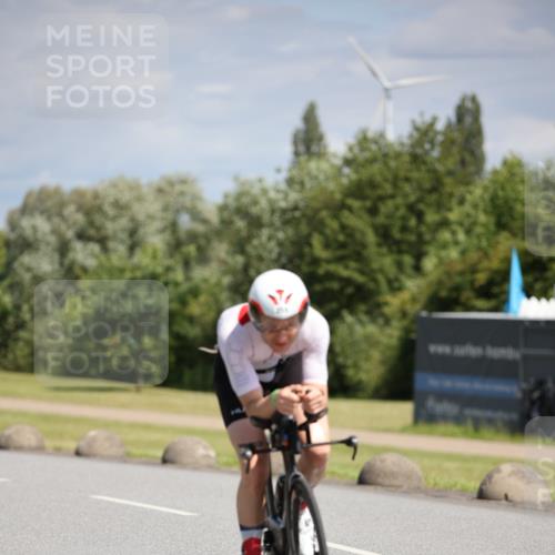 16.06.2024 - 26. Vierlanden-Triathlon Jannik Wohlers http://msf.ph/oto/6292953 16.06.2024 11:35:53 Radfahren 4, 177, 181, 185, 215 meine-sportfotos.de