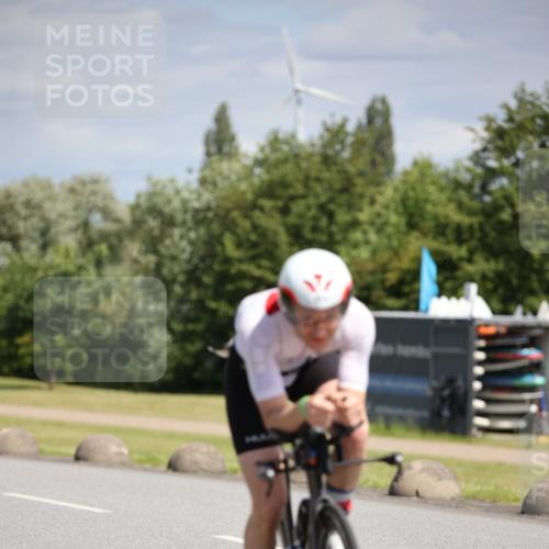 16.06.2024 - 26. Vierlanden-Triathlon Jannik Wohlers http://msf.ph/oto/6292977 16.06.2024 11:35:53 Radfahren 4, 177, 181, 185, 215 meine-sportfotos.de