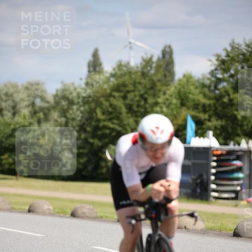 16.06.2024 - 26. Vierlanden-Triathlon Jannik Wohlers http://msf.ph/oto/6292984 16.06.2024 11:35:53 Radfahren 4, 177, 181, 185, 215 meine-sportfotos.de