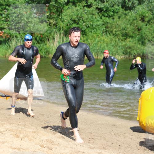 16.06.2024 - 26. Vierlanden-Triathlon Strokosch-Dieckow http://msf.ph/oto/6293015 16.06.2024 09:37:28 Schwimmen 39, 41, 45, 170, 39, 41, 45, 170 meine-sportfotos.de