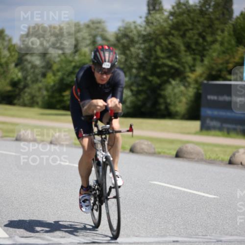 16.06.2024 - 26. Vierlanden-Triathlon Jannik Wohlers http://msf.ph/oto/6293017 16.06.2024 11:35:58 Radfahren 4, 53, 134, 177, 215 meine-sportfotos.de
