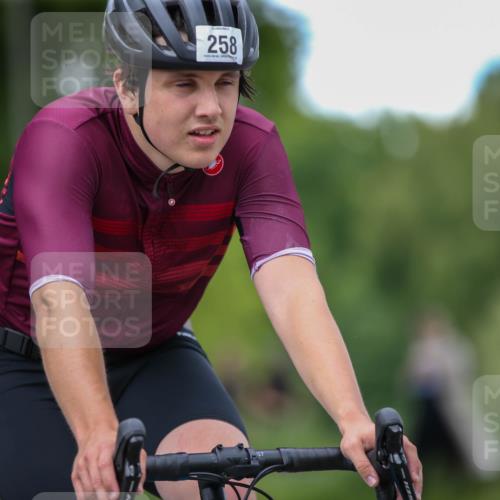 16.06.2024 - 7 Türme Triathlon Fuchs,  Jonas http://msf.ph/oto/6293029 16.06.2024 12:06:13 Radfahren 10, 10, 84, 258, 322 meine-sportfotos.de