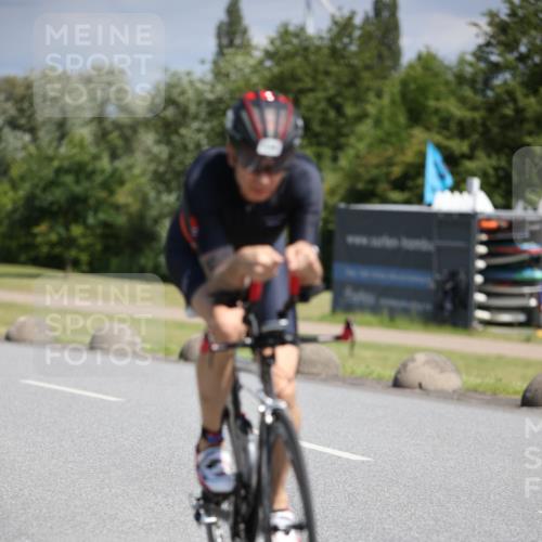 16.06.2024 - 26. Vierlanden-Triathlon Jannik Wohlers http://msf.ph/oto/6293049 16.06.2024 11:35:58 Radfahren 4, 53, 134, 177, 215 meine-sportfotos.de