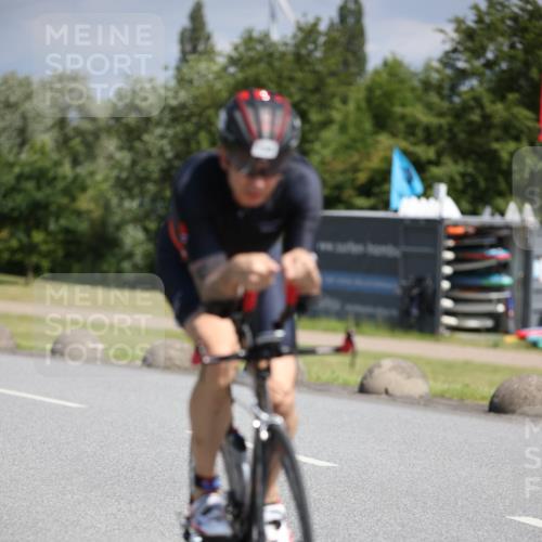 16.06.2024 - 26. Vierlanden-Triathlon Jannik Wohlers http://msf.ph/oto/6293055 16.06.2024 11:35:58 Radfahren 4, 53, 134, 177, 215 meine-sportfotos.de