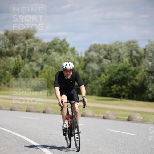 16.06.2024 - 26. Vierlanden-Triathlon Jannik Wohlers http://msf.ph/oto/6293107 16.06.2024 11:36:04 Radfahren 53, 134, 205, 260 meine-sportfotos.de
