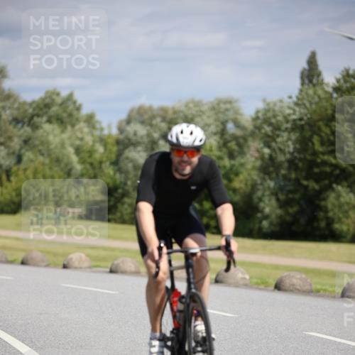 16.06.2024 - 26. Vierlanden-Triathlon Jannik Wohlers http://msf.ph/oto/6293145 16.06.2024 11:36:04 Radfahren 53, 134, 205, 260 meine-sportfotos.de
