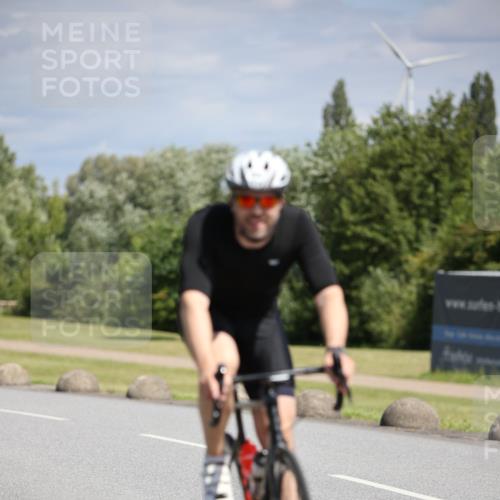 16.06.2024 - 26. Vierlanden-Triathlon Jannik Wohlers http://msf.ph/oto/6293162 16.06.2024 11:36:05 Radfahren 53, 134, 205, 260 meine-sportfotos.de