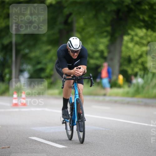 16.06.2024 - 7 Türme Triathlon Fuchs,  Jonas http://msf.ph/oto/6293185 16.06.2024 12:07:48 Radfahren 38, 53, 72, 129, 292, 326 meine-sportfotos.de