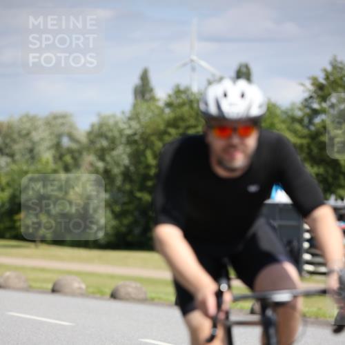 16.06.2024 - 26. Vierlanden-Triathlon Jannik Wohlers http://msf.ph/oto/6293187 16.06.2024 11:36:05 Radfahren 53, 134, 205, 260 meine-sportfotos.de