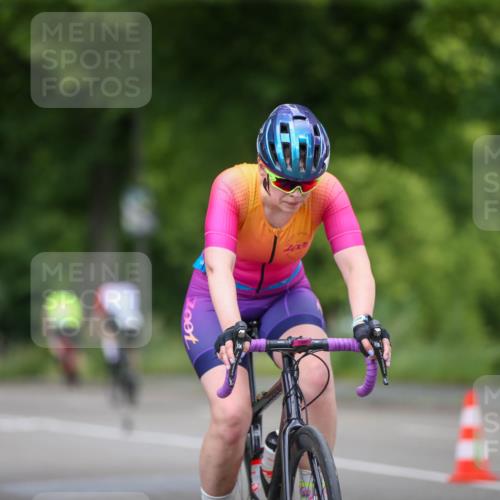 16.06.2024 - 7 Türme Triathlon Fuchs,  Jonas http://msf.ph/oto/6293242 16.06.2024 12:08:03 Radfahren 67, 86, 98, 111, 145, 191, 201, 567 meine-sportfotos.de