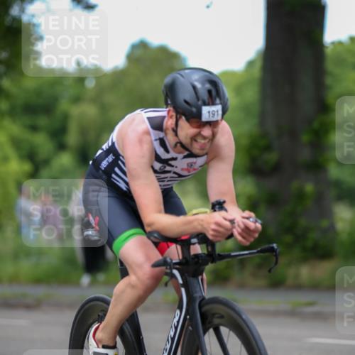 16.06.2024 - 7 Türme Triathlon Fuchs,  Jonas http://msf.ph/oto/6293257 16.06.2024 12:08:05 Radfahren 67, 86, 98, 145, 191, 201, 567 meine-sportfotos.de
