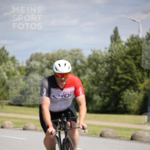 16.06.2024 - 26. Vierlanden-Triathlon Jannik Wohlers http://msf.ph/oto/6293367 16.06.2024 11:36:19 Radfahren 52, 57, 168, 197, 282, 290, 305 meine-sportfotos.de