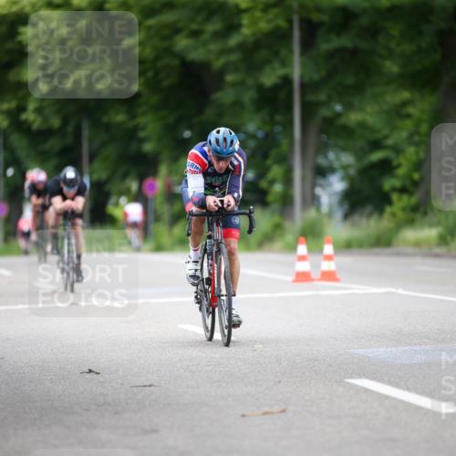 16.06.2024 - 7 Türme Triathlon Fuchs,  Jonas http://msf.ph/oto/6293373 16.06.2024 12:09:41 Radfahren 6, 51, 70, 79, 95, 111, 111, 118, 348, 586 meine-sportfotos.de