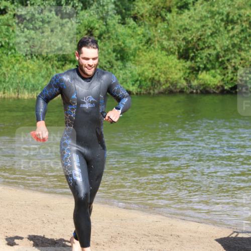 16.06.2024 - 26. Vierlanden-Triathlon Strokosch-Dieckow http://msf.ph/oto/6293384 16.06.2024 09:37:37 Schwimmen 18, 32, 39, 41, 45, 170, 18, 32, 39, 41, 45, 170 meine-sportfotos.de