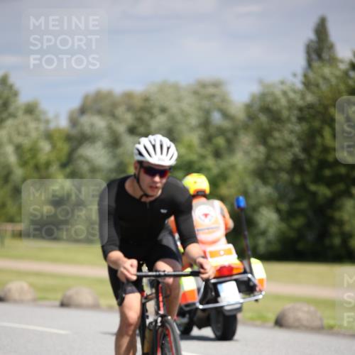 16.06.2024 - 26. Vierlanden-Triathlon Jannik Wohlers http://msf.ph/oto/6293392 16.06.2024 11:36:24 Radfahren 29, 52, 192, 197, 212, 239, 275, 282, 304 meine-sportfotos.de