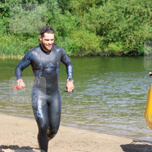 16.06.2024 - 26. Vierlanden-Triathlon Strokosch-Dieckow http://msf.ph/oto/6293393 16.06.2024 09:37:37 Schwimmen 18, 32, 39, 41, 45, 170, 18, 32, 39, 41, 45, 170 meine-sportfotos.de