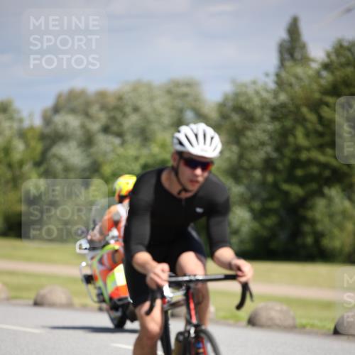 16.06.2024 - 26. Vierlanden-Triathlon Jannik Wohlers http://msf.ph/oto/6293401 16.06.2024 11:36:24 Radfahren 29, 52, 192, 197, 212, 239, 275, 282, 304 meine-sportfotos.de