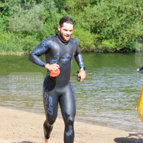 16.06.2024 - 26. Vierlanden-Triathlon Strokosch-Dieckow http://msf.ph/oto/6293415 16.06.2024 09:37:37 Schwimmen 18, 32, 39, 41, 45, 170, 18, 32, 39, 41, 45, 170 meine-sportfotos.de