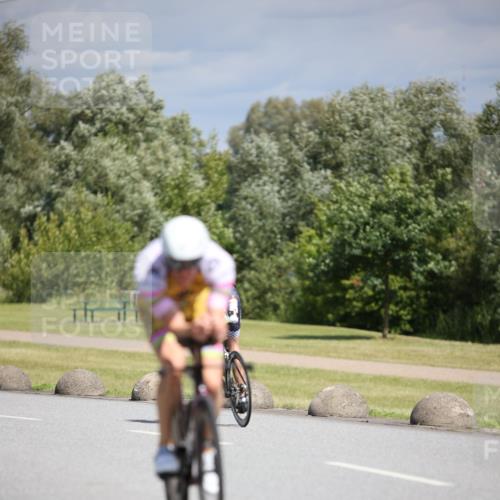 16.06.2024 - 26. Vierlanden-Triathlon Jannik Wohlers http://msf.ph/oto/6293435 16.06.2024 11:36:27 Radfahren 29, 192, 212, 239, 275, 301, 304, 402, 574 meine-sportfotos.de