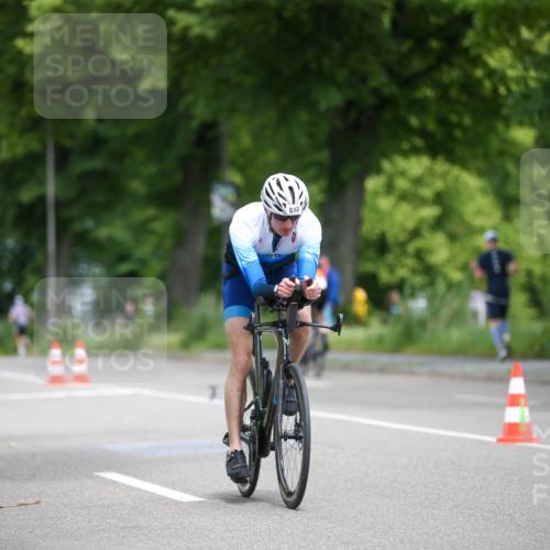 16.06.2024 - 7 Türme Triathlon Fuchs,  Jonas http://msf.ph/oto/6293438 16.06.2024 12:09:57 Radfahren 62, 69, 81, 326, 573, 613 meine-sportfotos.de
