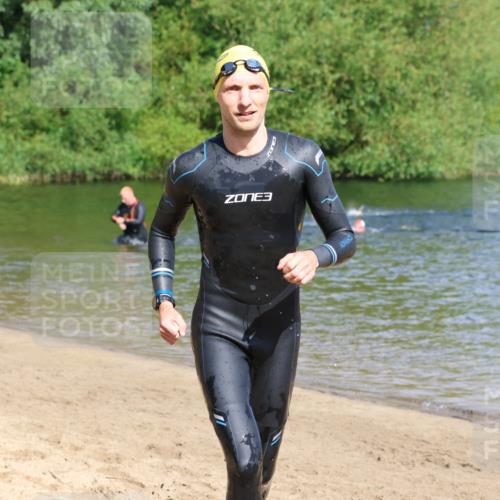 16.06.2024 - 26. Vierlanden-Triathlon Strokosch-Dieckow http://msf.ph/oto/6293446 16.06.2024 09:37:42 Schwimmen 6, 18, 32, 39, 41, 45, 58, 170, 6, 18, 32, 39, 41, 45, 58, 170 meine-sportfotos.de