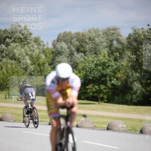 16.06.2024 - 26. Vierlanden-Triathlon Jannik Wohlers http://msf.ph/oto/6293460 16.06.2024 11:36:27 Radfahren 29, 192, 212, 239, 275, 301, 304, 402, 574 meine-sportfotos.de