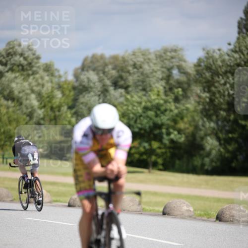 16.06.2024 - 26. Vierlanden-Triathlon Jannik Wohlers http://msf.ph/oto/6293466 16.06.2024 11:36:27 Radfahren 29, 192, 212, 239, 275, 301, 304, 402, 574 meine-sportfotos.de