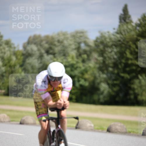 16.06.2024 - 26. Vierlanden-Triathlon Jannik Wohlers http://msf.ph/oto/6293477 16.06.2024 11:36:27 Radfahren 29, 192, 212, 239, 275, 301, 304, 402, 574 meine-sportfotos.de