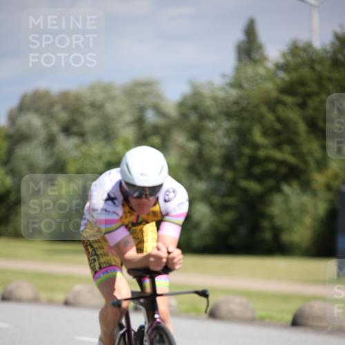 16.06.2024 - 26. Vierlanden-Triathlon Jannik Wohlers http://msf.ph/oto/6293494 16.06.2024 11:36:28 Radfahren 29, 192, 212, 239, 241, 275, 301, 304, 402, 574 meine-sportfotos.de