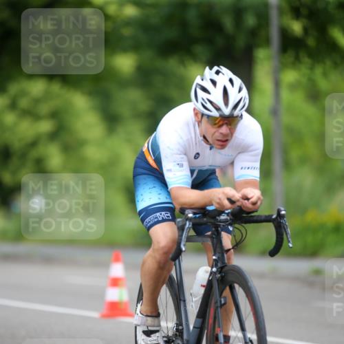 16.06.2024 - 7 Türme Triathlon Fuchs,  Jonas http://msf.ph/oto/6293568 16.06.2024 12:11:24 Radfahren 43, 56, 81, 81, 111, 131, 203, 226, 303, 319, 433, 453, 469, 503 meine-sportfotos.de