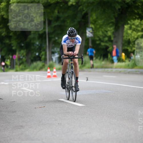 16.06.2024 - 7 Türme Triathlon Fuchs,  Jonas http://msf.ph/oto/6293624 16.06.2024 12:11:36 Radfahren 31, 47, 140, 195, 360, 459, 471, 476, 566 meine-sportfotos.de