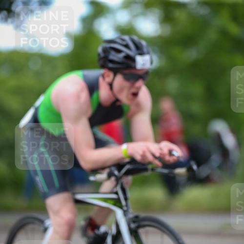 16.06.2024 - 7 Türme Triathlon Fuchs,  Jonas http://msf.ph/oto/6293676 16.06.2024 12:11:44 Radfahren 31, 71, 74, 140, 297, 300, 427, 429, 435 meine-sportfotos.de