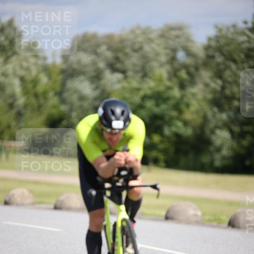 16.06.2024 - 26. Vierlanden-Triathlon Jannik Wohlers http://msf.ph/oto/6293748 16.06.2024 11:36:46 Radfahren 11, 56, 73, 112 meine-sportfotos.de