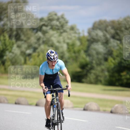 16.06.2024 - 26. Vierlanden-Triathlon Jannik Wohlers http://msf.ph/oto/6293759 16.06.2024 11:36:48 Radfahren 11, 56, 73, 112, 114, 287 meine-sportfotos.de