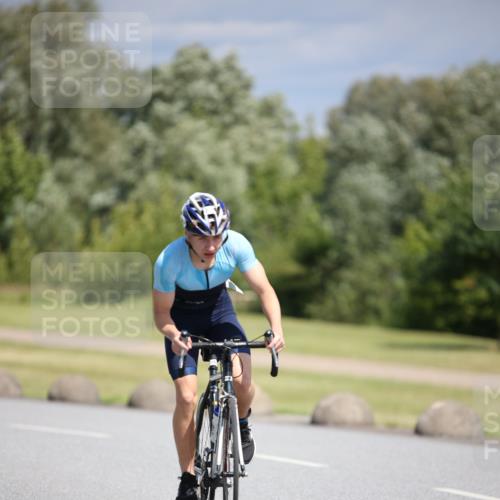 16.06.2024 - 26. Vierlanden-Triathlon Jannik Wohlers http://msf.ph/oto/6293761 16.06.2024 11:36:49 Radfahren 11, 56, 73, 112, 114, 158, 287 meine-sportfotos.de