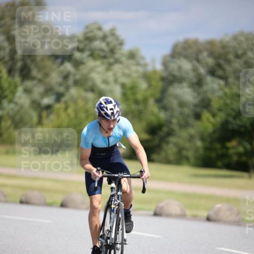 16.06.2024 - 26. Vierlanden-Triathlon Jannik Wohlers http://msf.ph/oto/6293764 16.06.2024 11:36:49 Radfahren 11, 56, 73, 112, 114, 158, 287 meine-sportfotos.de