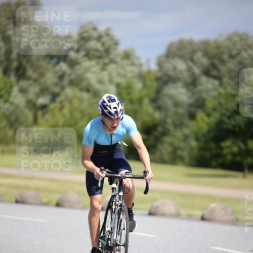 16.06.2024 - 26. Vierlanden-Triathlon Jannik Wohlers http://msf.ph/oto/6293767 16.06.2024 11:36:49 Radfahren 11, 56, 73, 112, 114, 158, 287 meine-sportfotos.de