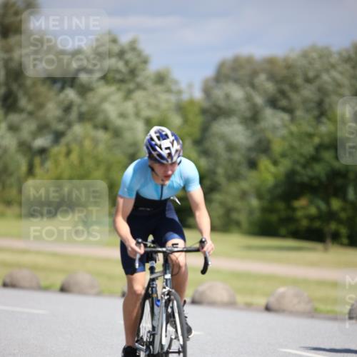16.06.2024 - 26. Vierlanden-Triathlon Jannik Wohlers http://msf.ph/oto/6293772 16.06.2024 11:36:49 Radfahren 11, 56, 73, 112, 114, 158, 287 meine-sportfotos.de